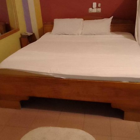 Chambre Classique Котону Екстериор снимка