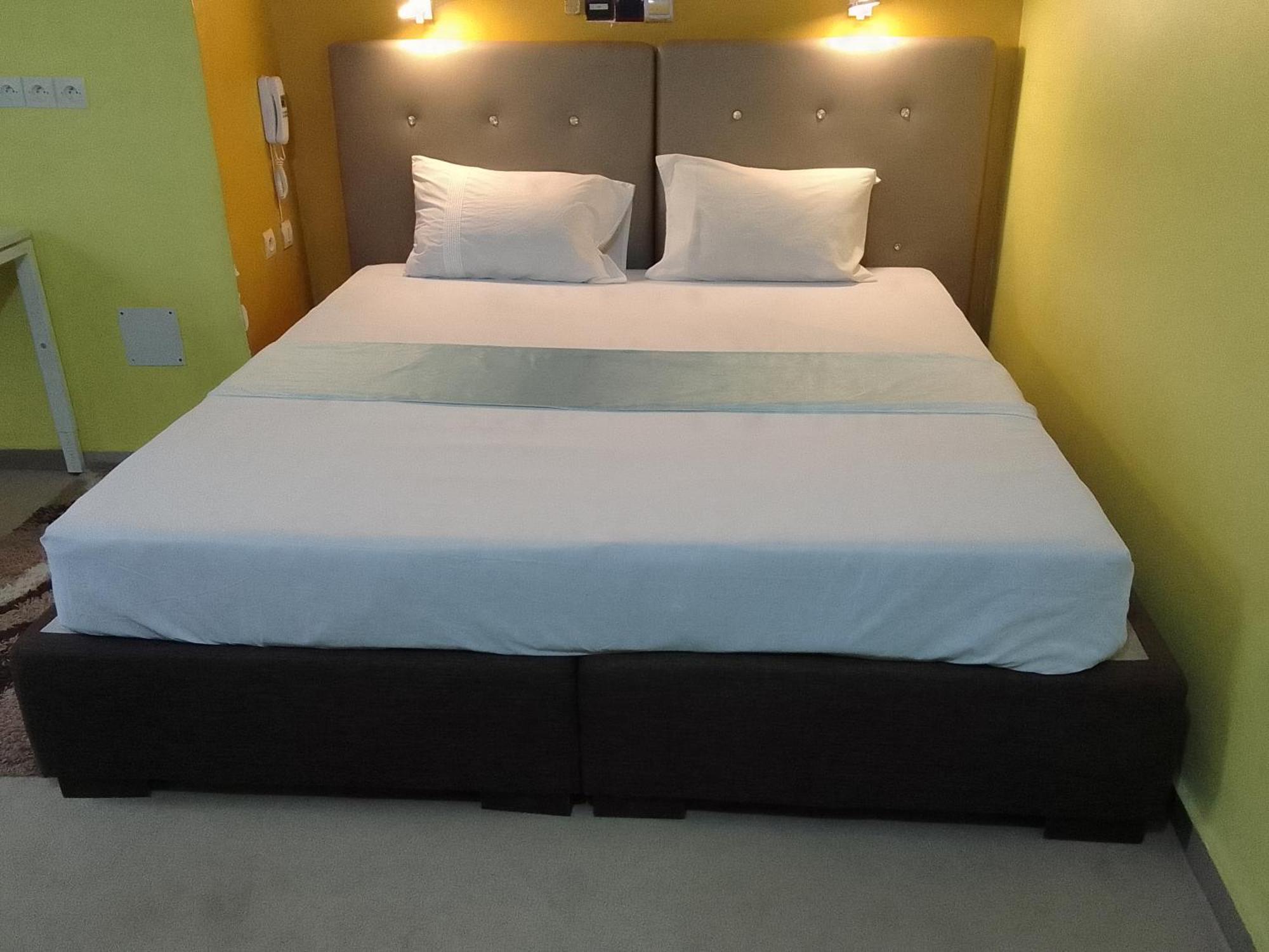 Chambre Classique Котону Екстериор снимка